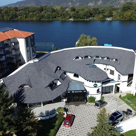 Prenociste Srebrno Jezero Otel Veliko Gradište Dış mekan fotoğraf