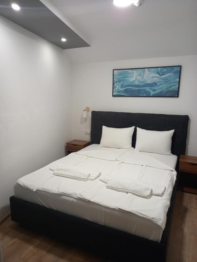 Prenociste Srebrno Jezero Otel Veliko Gradište Dış mekan fotoğraf