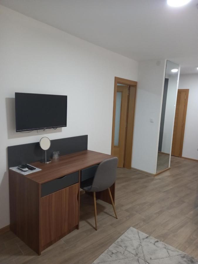 Prenociste Srebrno Jezero Otel Veliko Gradište Dış mekan fotoğraf
